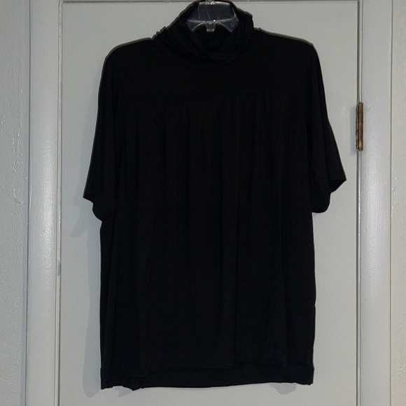 Howe 2 - Picture 1 of 3